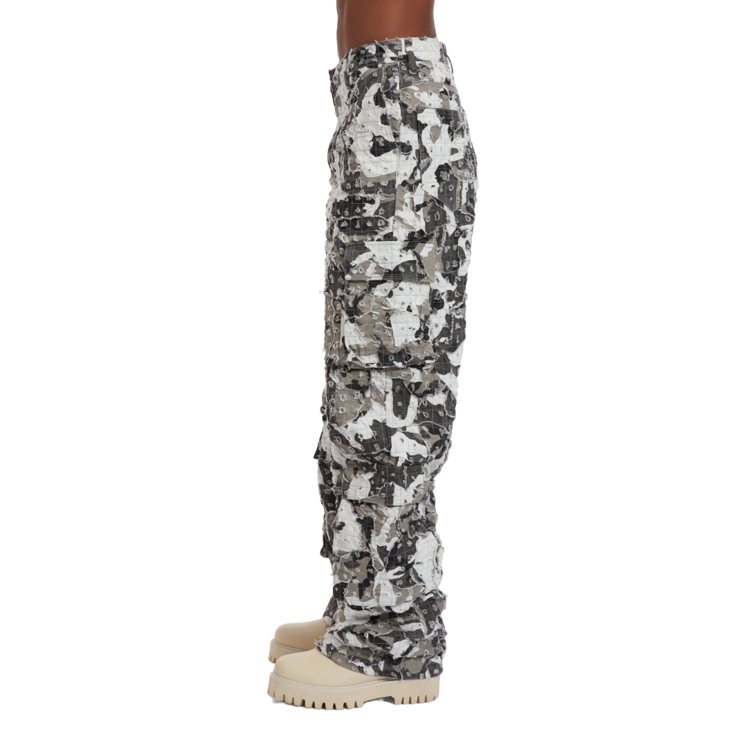 MICRO DISTRESSED CARGO PANTS