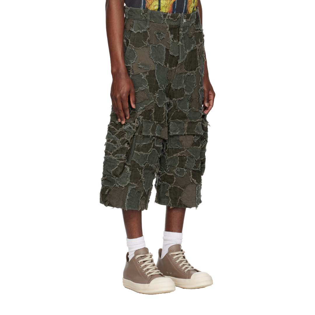 GREEN FIELD CAMO CARGO SHORTS