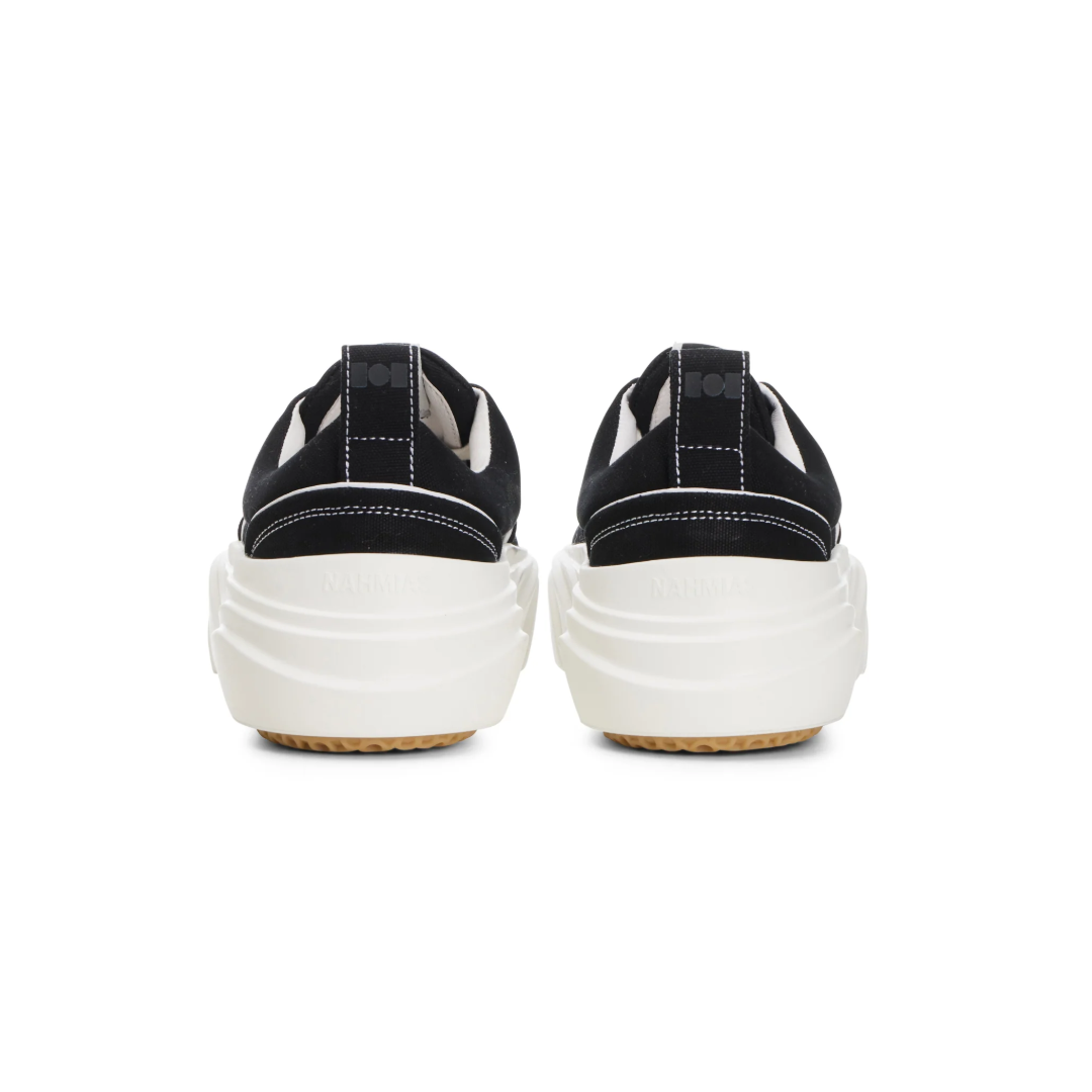 OLLIE CANVAS SNEAKERS IN BLACK