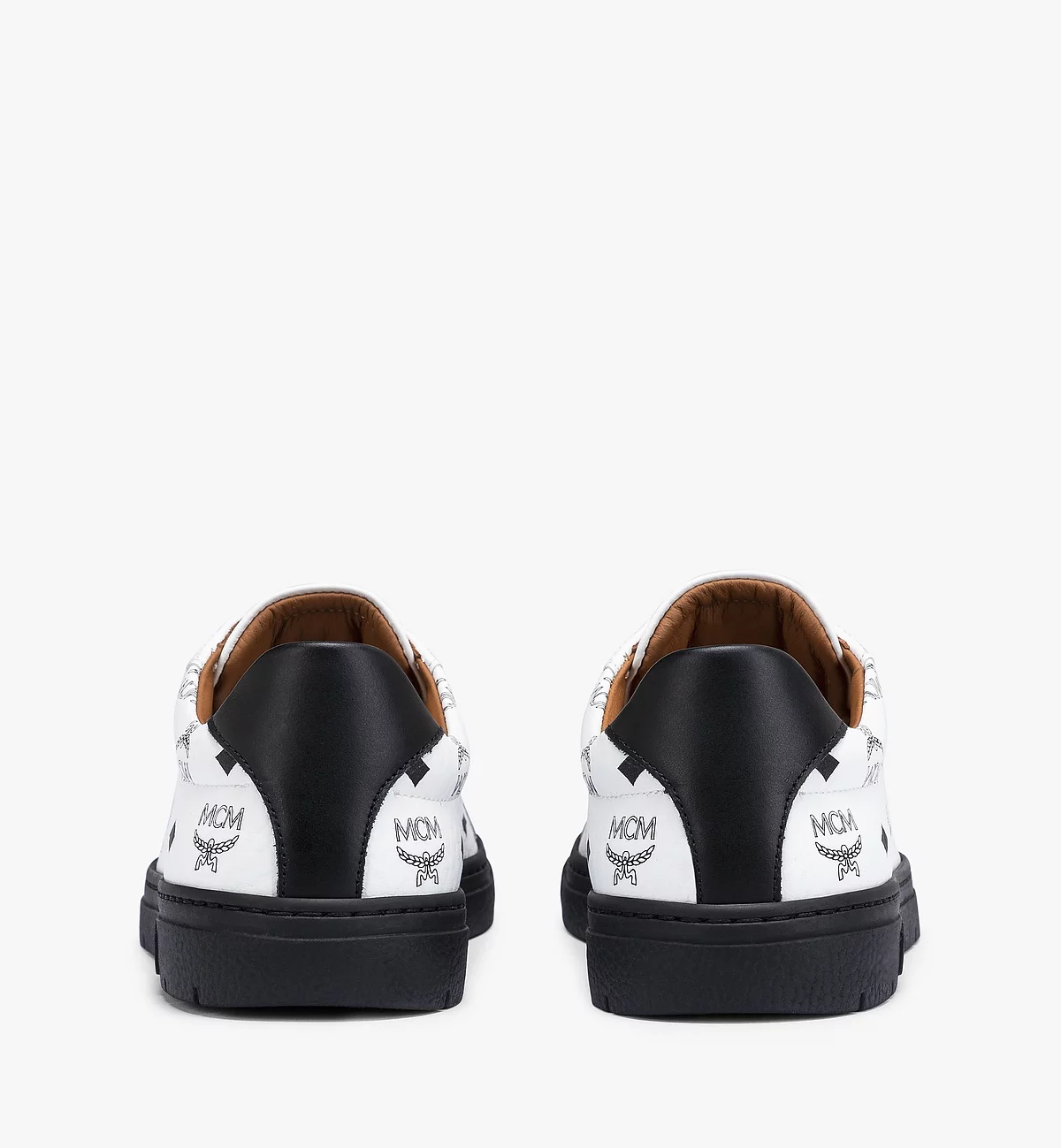 MCM WOMENS COLOR BLOCK LO TERRAIN SNEAKERS IN VISETOS WHITE/BLACK